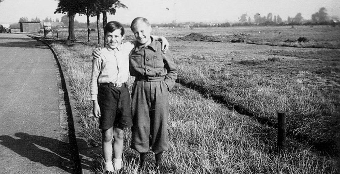 foto van Cor en Piet uit 1946