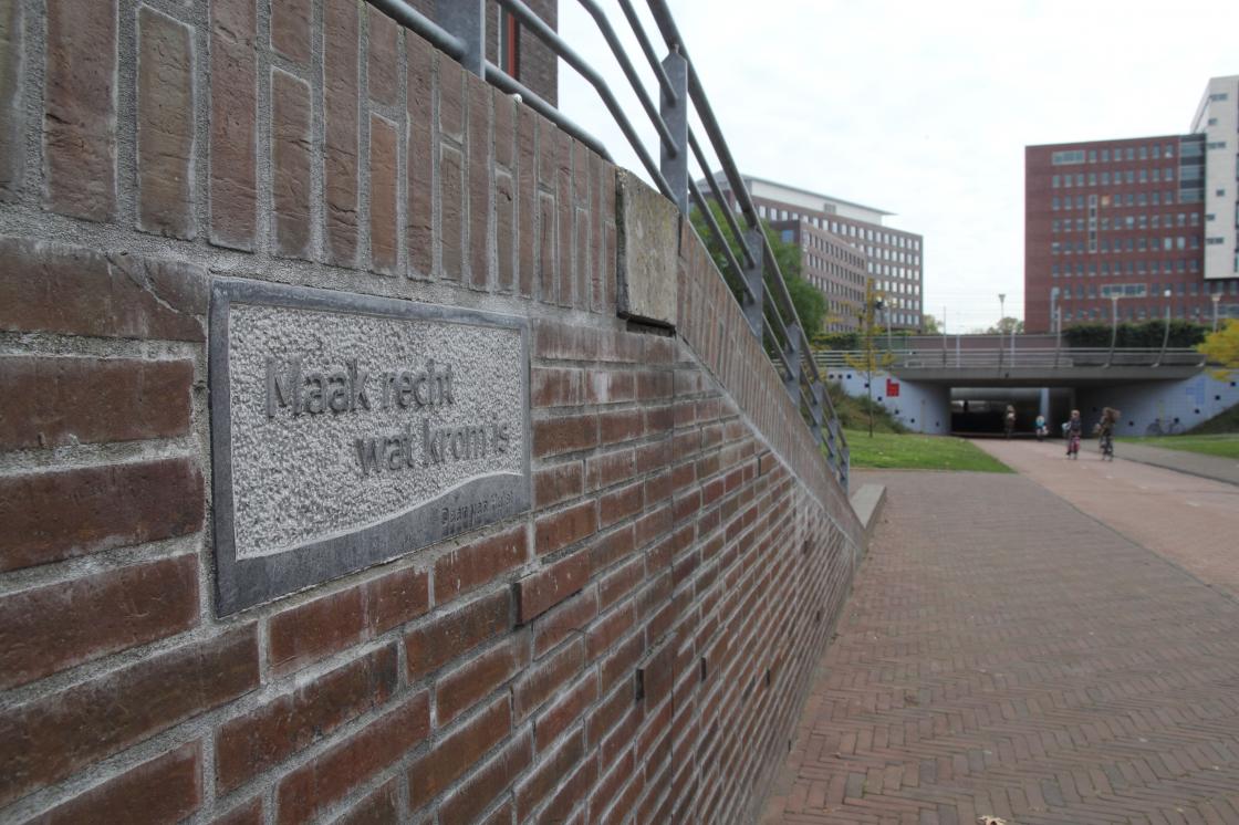 #FOTO 4c PLAQUETTE DAAN MET BROUWERSTUNNEL.jpg